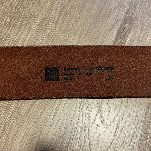 GAP Embossed Brown Leather Belt - 34 - Picture 4 of 6
